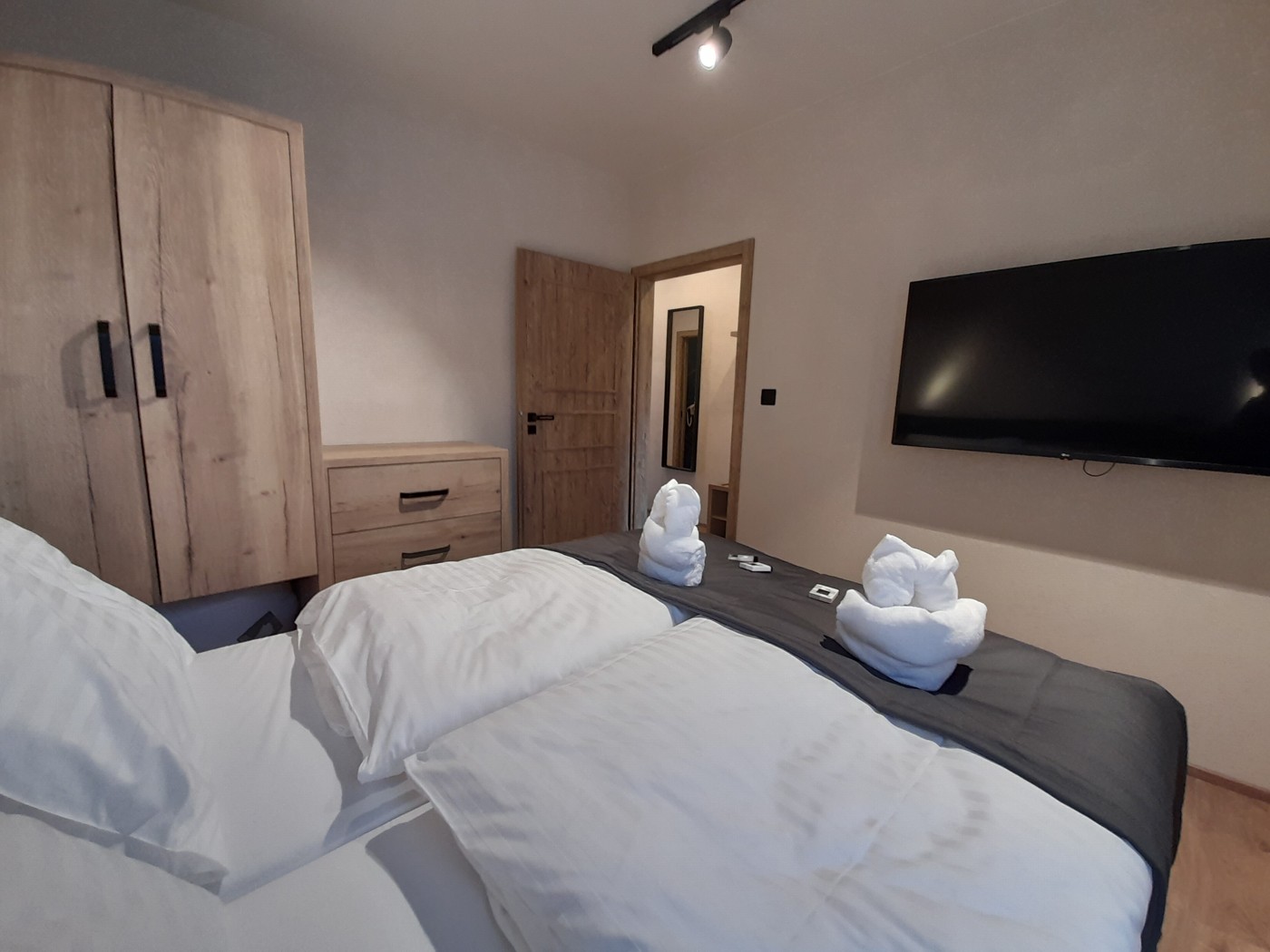 Apartmán „Kraví hora" č.5 – dvoulůžkový s terasou